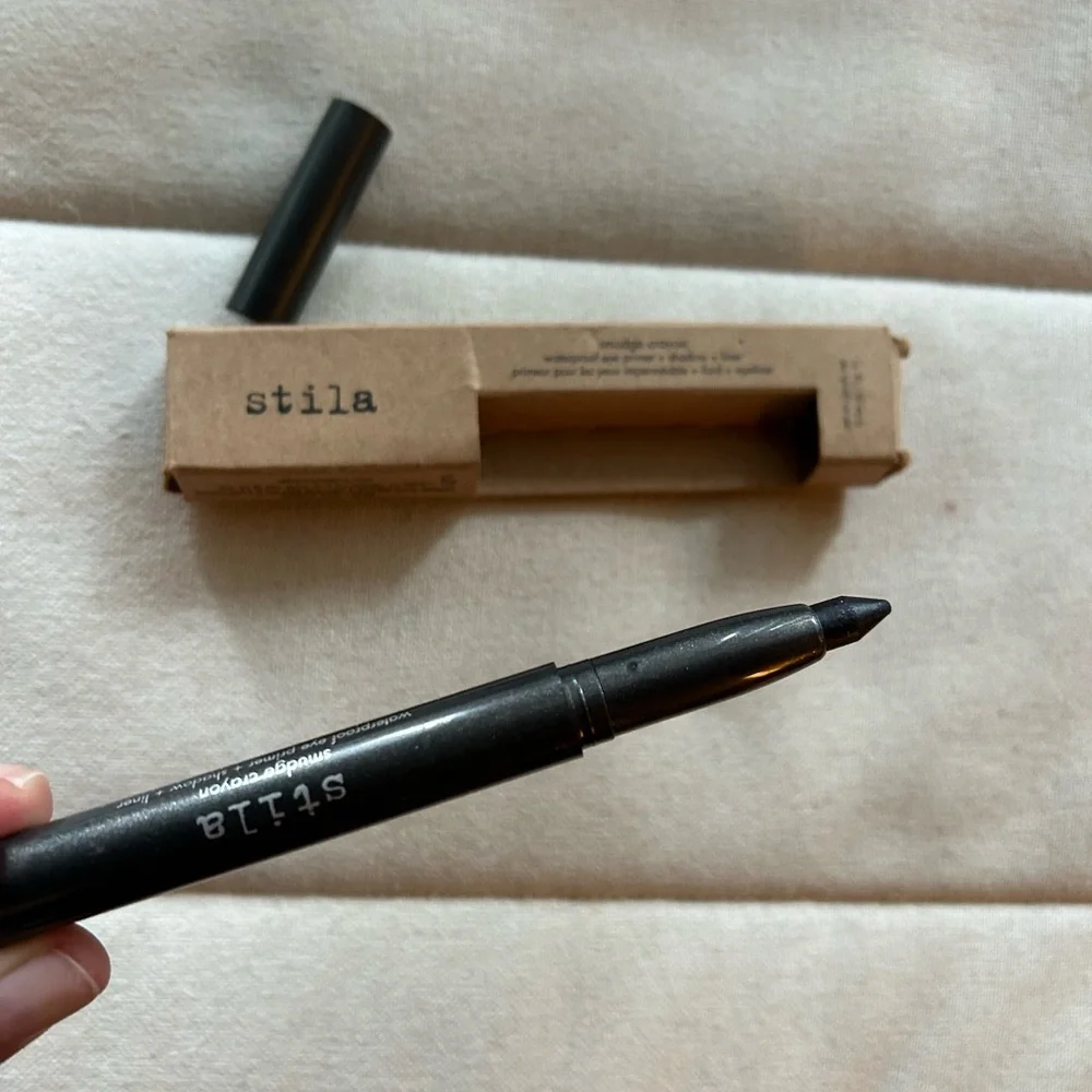 NIB Stila Smudge Crayon Waterproof Primer/Shadow/Liner- Dazzle